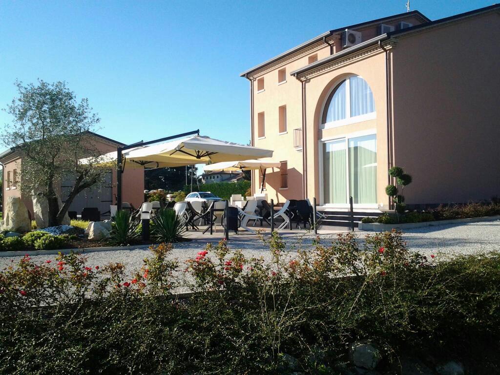 Agrialloggi La Palazzina Curtarolo Buitenkant foto